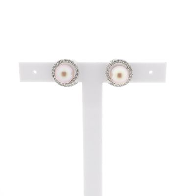 White gold stud earrings with Tahitian pearl and diamonds; approx. 0.64 ct. Image 1 of White gold stud earrings with Tahitian pearl and diamonds; approx. 0.64 ct.