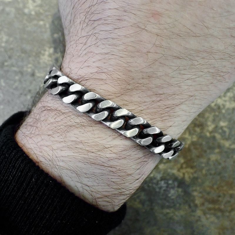 Image 2 of Silver robust gourmet link bracelet; Men | 21.5 cm