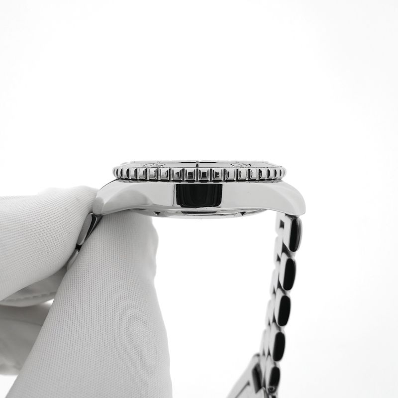 Image 6 of Breitling Shark Automatic A17605; Automatic men's watch