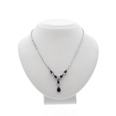 Image 1 of 18K white gold necklace with sapphire and diamond; 0.20 ct. | 44 cm