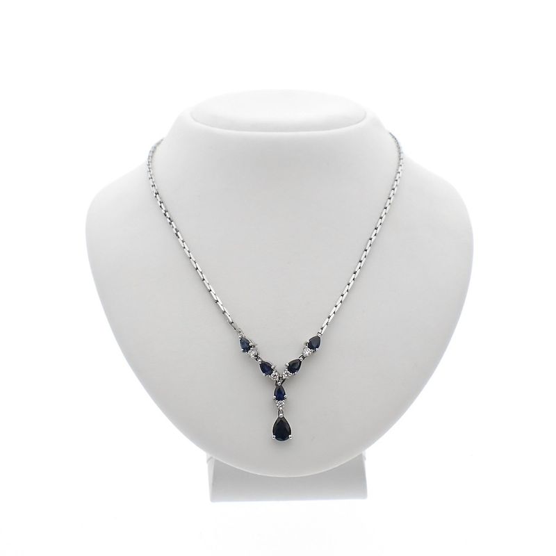 Image 1 of 18K white gold necklace with sapphire and diamond; 0.20 ct. | 44 cm