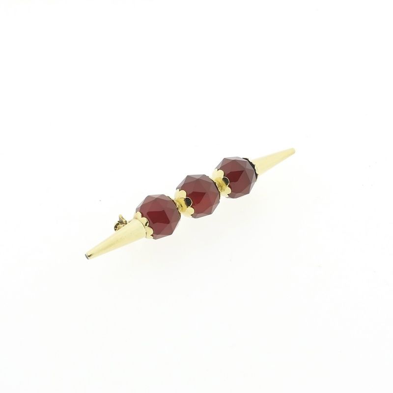 Image 5 of Vintage gold brooch with carnelian