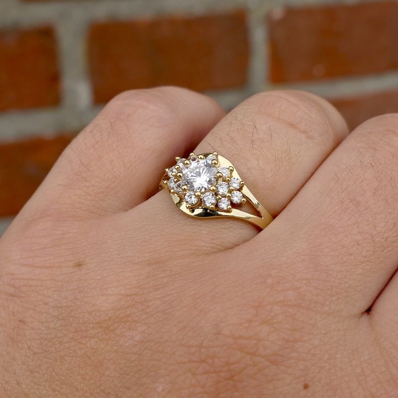 Image 10 of 9 crt. Vintage entourage ring with zirconia