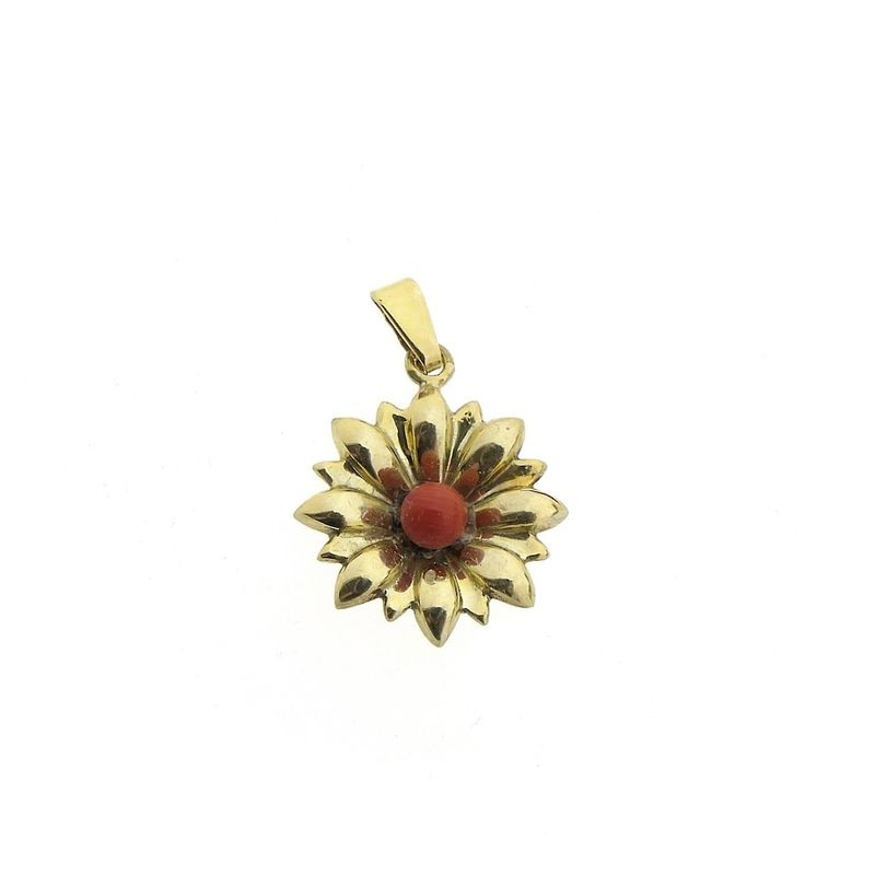 Image 1 of Gold pendant with blood coral
