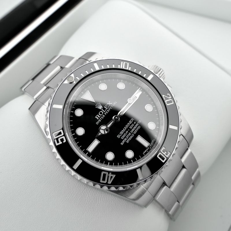 Image 17 of Rolex Submariner 40mm 114060; Automatic men's diving watch