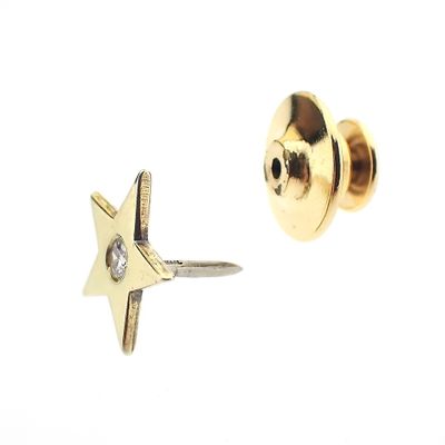 Image 2 of Gold star button with diamond | 0.07 ct.