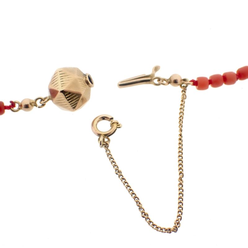Image 9 of Vintage/antique red coral bead necklace with gold clasp | 81 cm