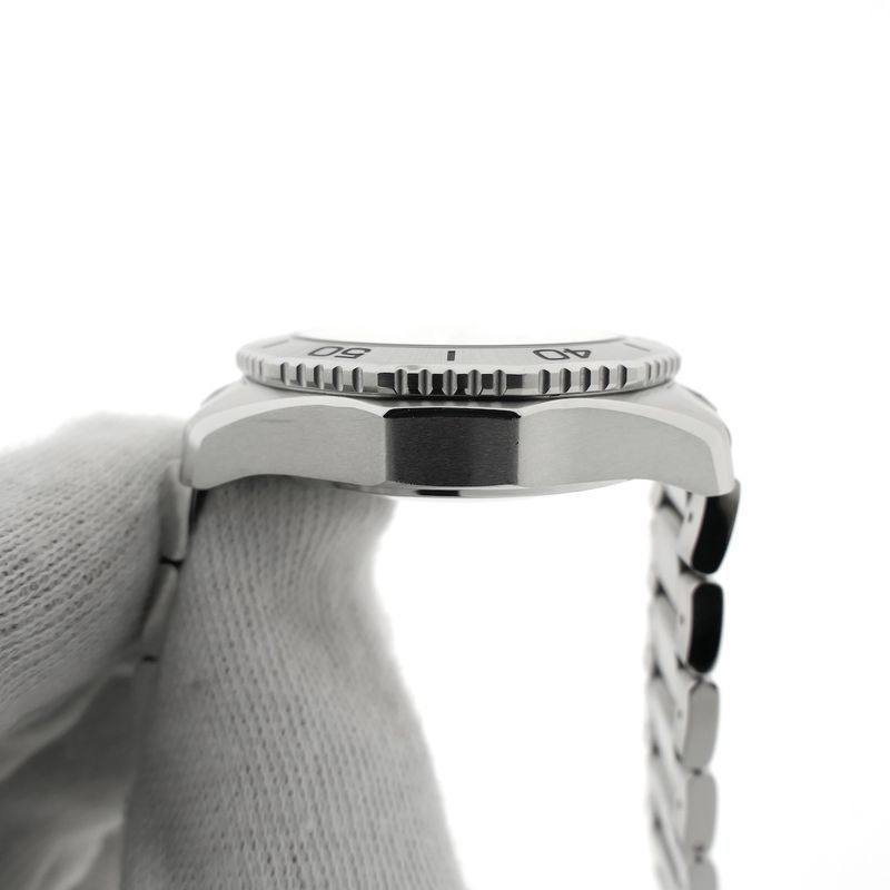 Image 8 of TAG Heuer Aquaracer Professional Chronograph CBP1111; Chronograph men's watch