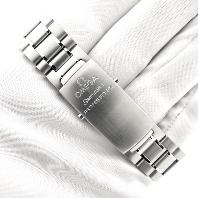 Image 9 of Omega Seamaster 300m 'Electric Blue'; Men's diving watch