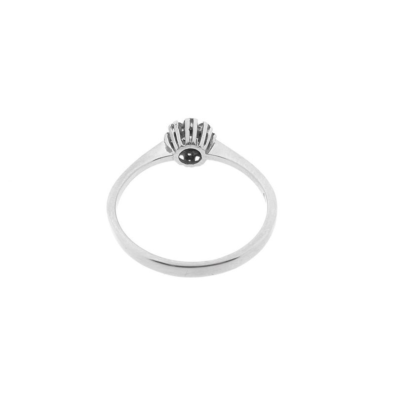Image 4 of White gold entourage ring with 0.25 ct. diamond | Diamonde