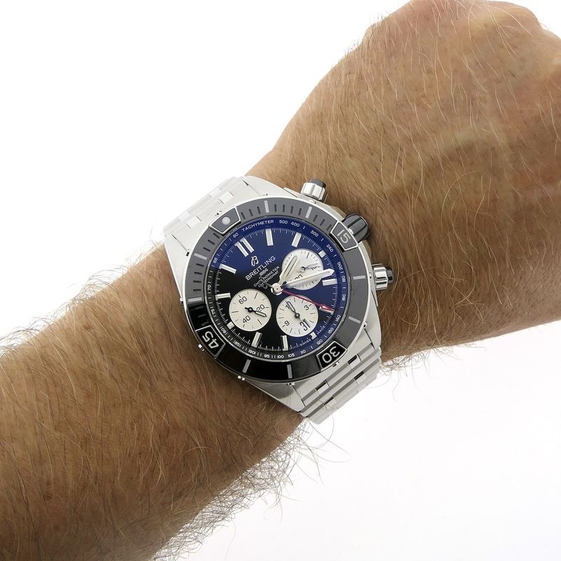 Image 16 of Breitling Super Chronomat B01 44; Automatic men's watch