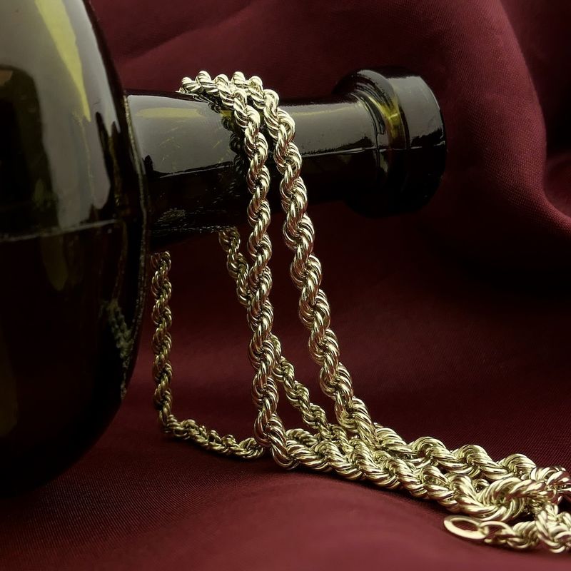 Image 7 of Gold twisted link necklace