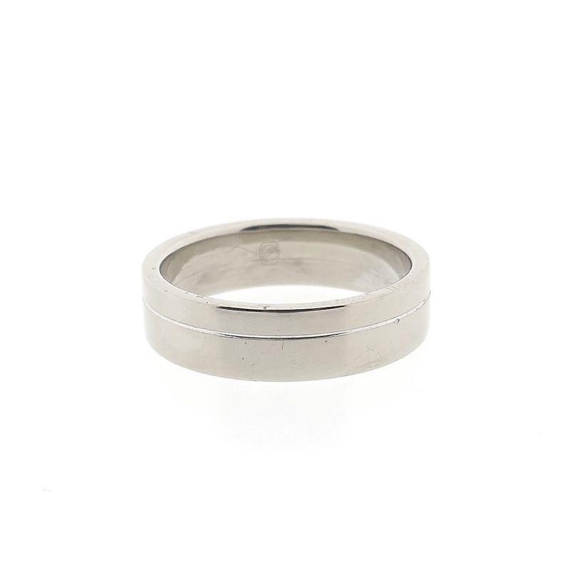 Image 3 of White gold men's (wedding) ring