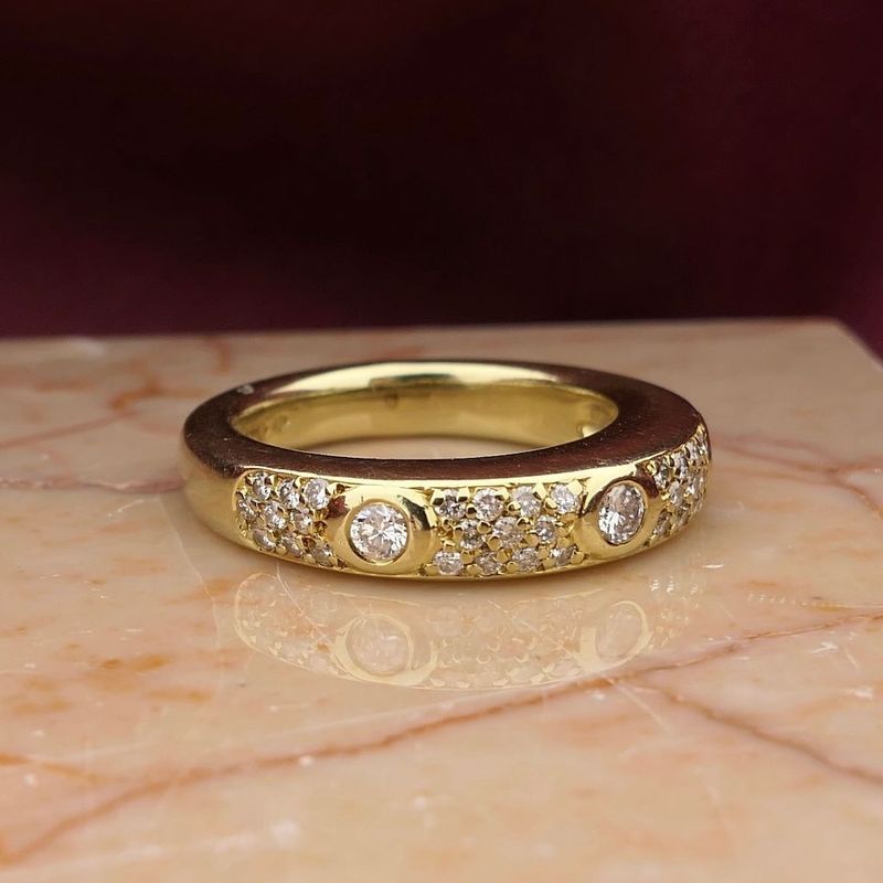 Image 2 of Gold ring with diamonds; 0.67 ct.