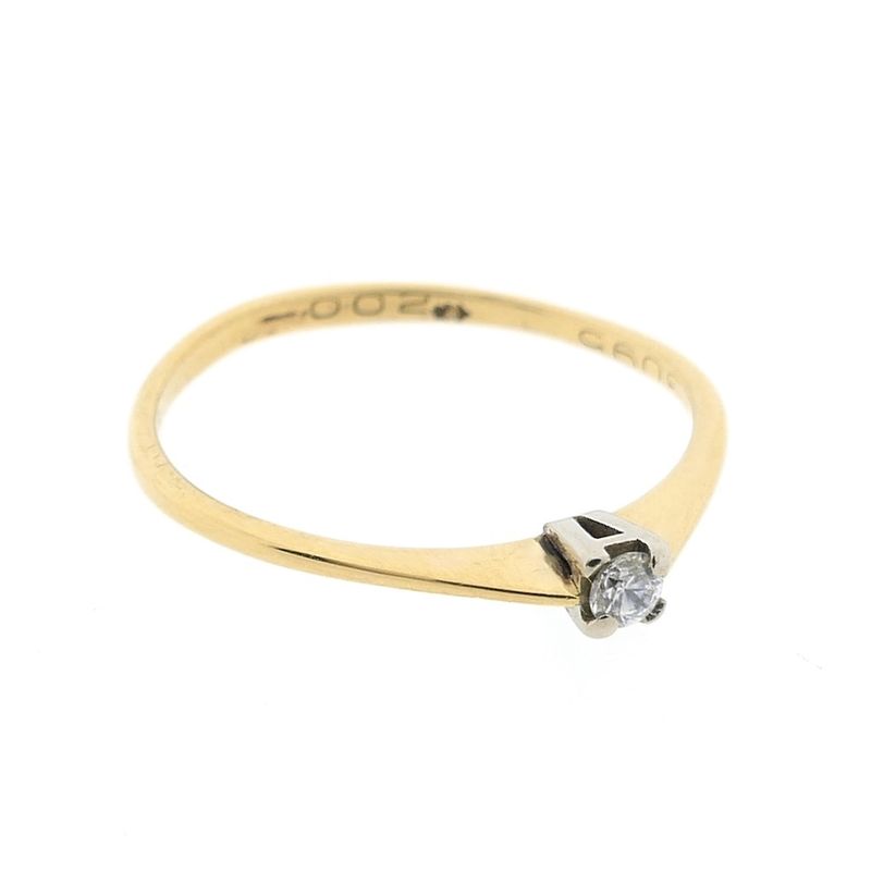Image 4 of Gold solitaire ring with zirconia