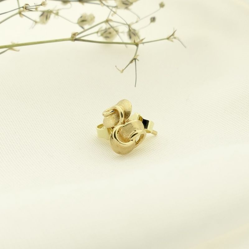 Image 2 of Gold stud earrings