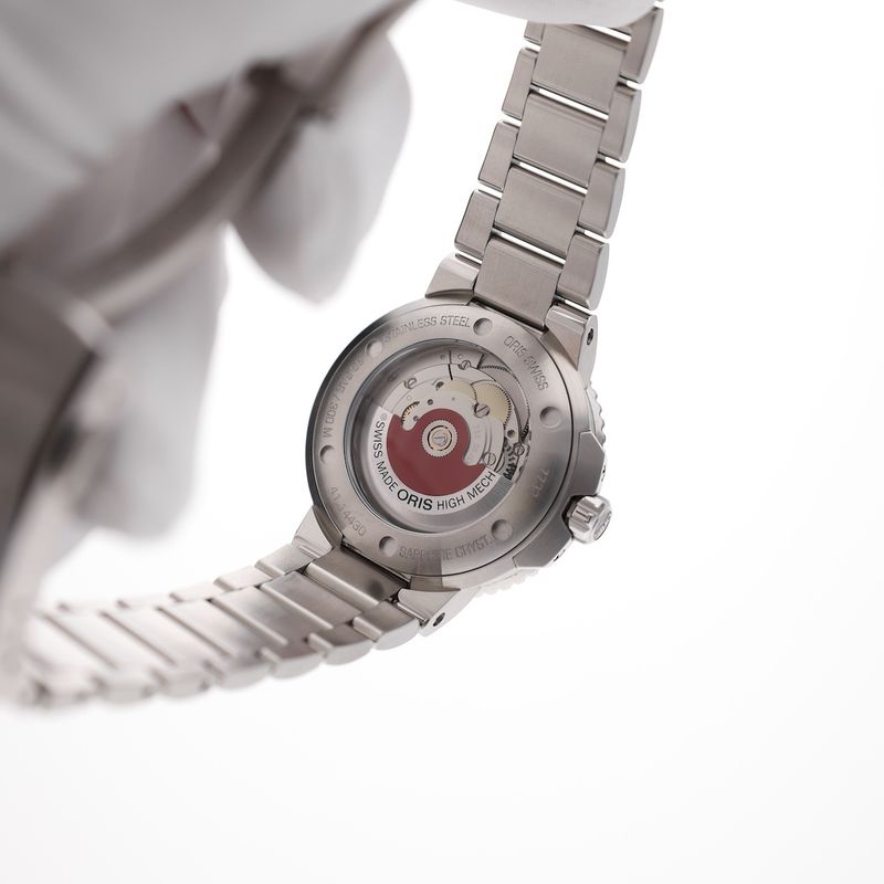 Image 14 of Oris Aquis Date 'Tungsten' 01.733.7732.4155; Automatic men's watch