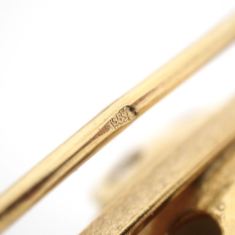 Image 8 of Golden Zeeland button brooch