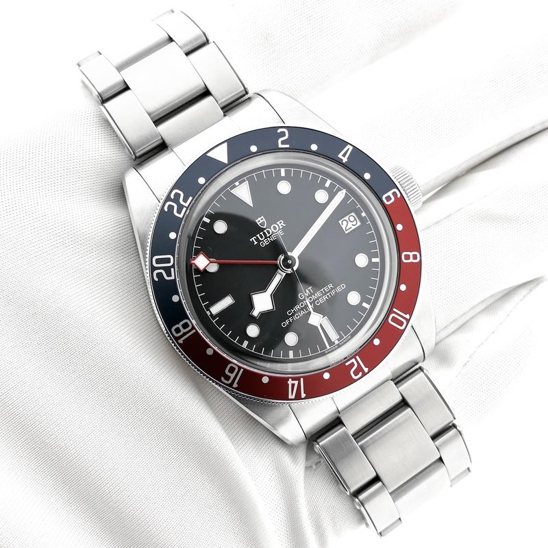 Image 13 of Tudor Black Bay GMT M79830RB-0001; Automatic men's watch