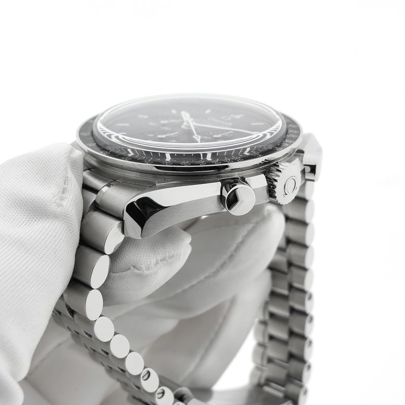 Image 13 of Omega Speedmaster Moonwatch 'Double Sapphire' 310.30.42.50.01.002; Chronograph men's watch