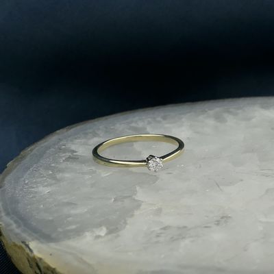 Gold solitaire ring with diamond | 0.07 ct. Image 2 of Gold solitaire ring with diamond | 0.07 ct.