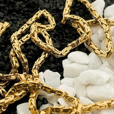 Gold thin square king chain | 57.5 cm Image 2 of Gold thin square king chain | 57.5 cm