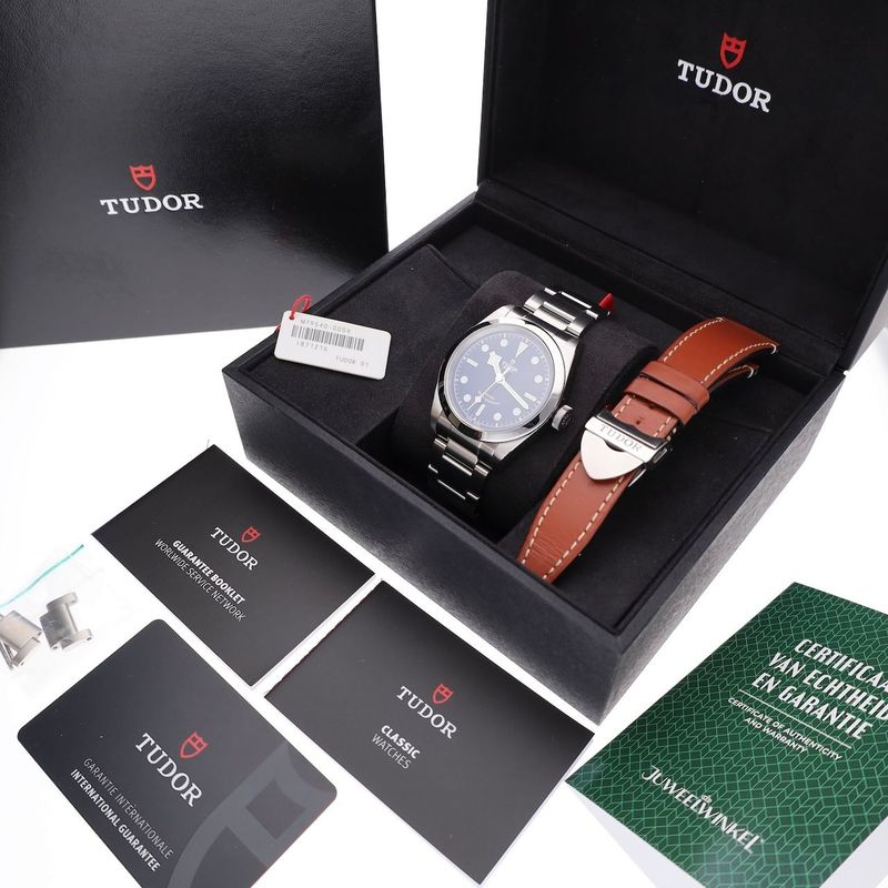 Image 13 of Tudor Heritage Black Bay 41mm 'Blue' Automatic Watch