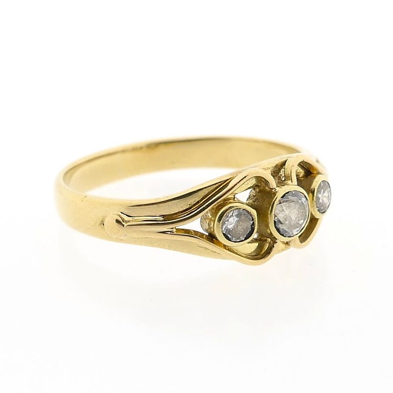 Image 6 of Gold Ring with Zirconia