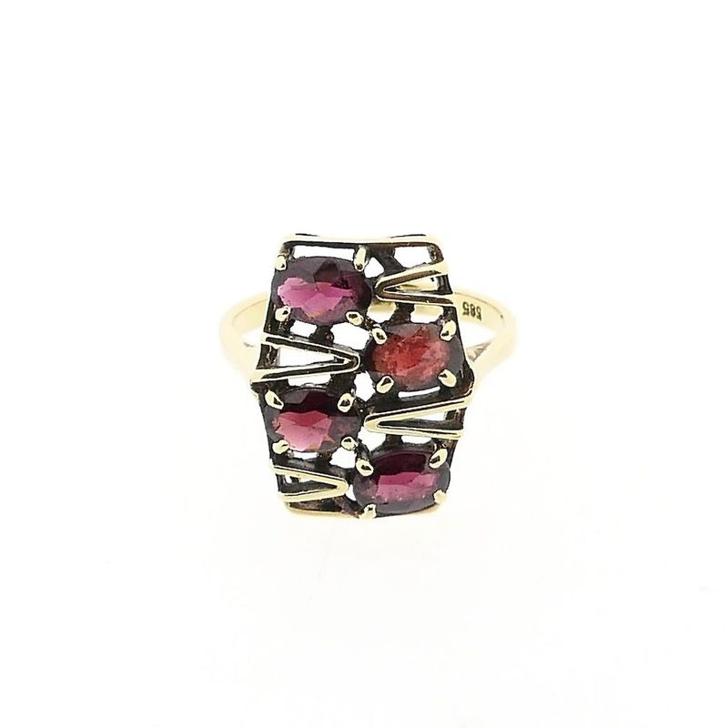 Afbeelding 3 van Vintage gouden ring met granaat