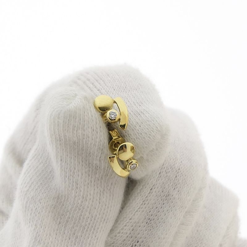 Image 2 of Gold stud earrings with diamonds