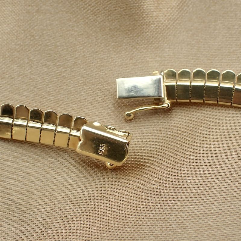 Image 5 of Golden fantasy link necklace