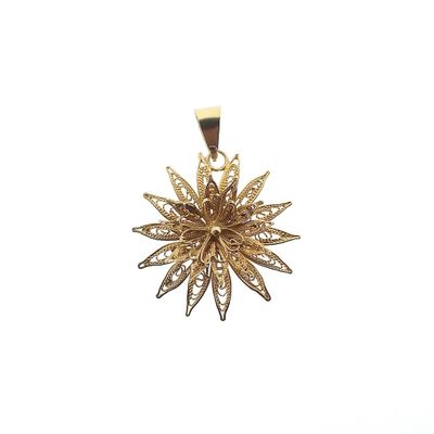Image 1 of Vintage gold flower pendant with filigree technique