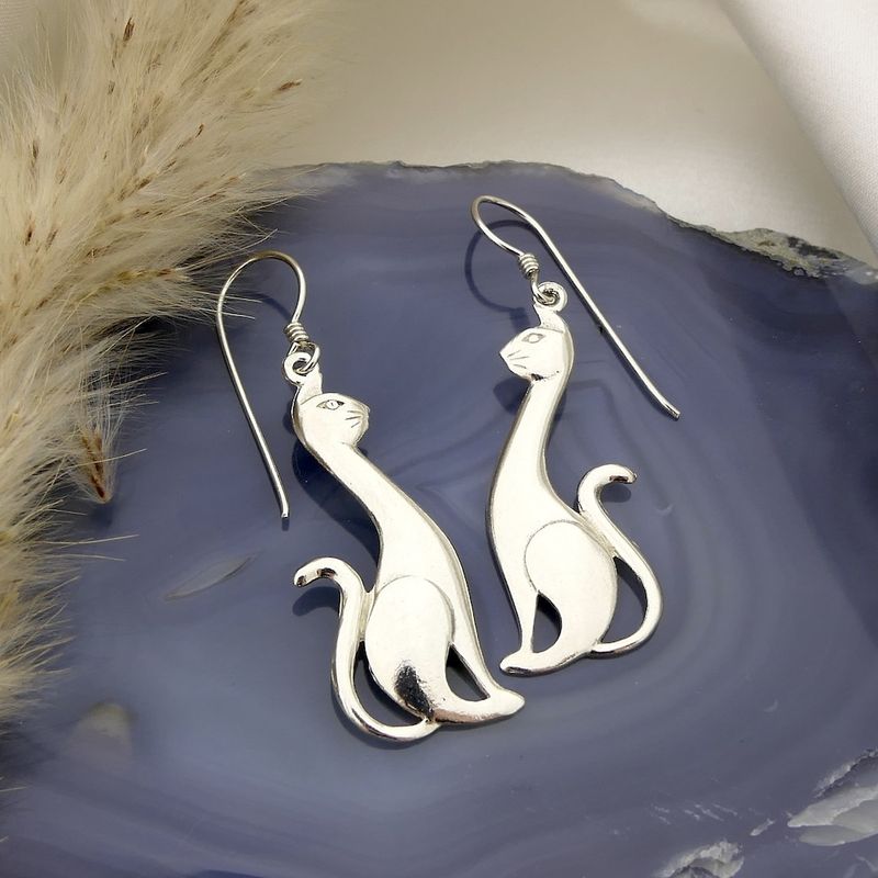 Image 2 of Silver earrings | Siamese