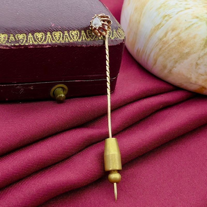 Image 2 of Gold lapel pin with diamond; approx. 0.10 ct.