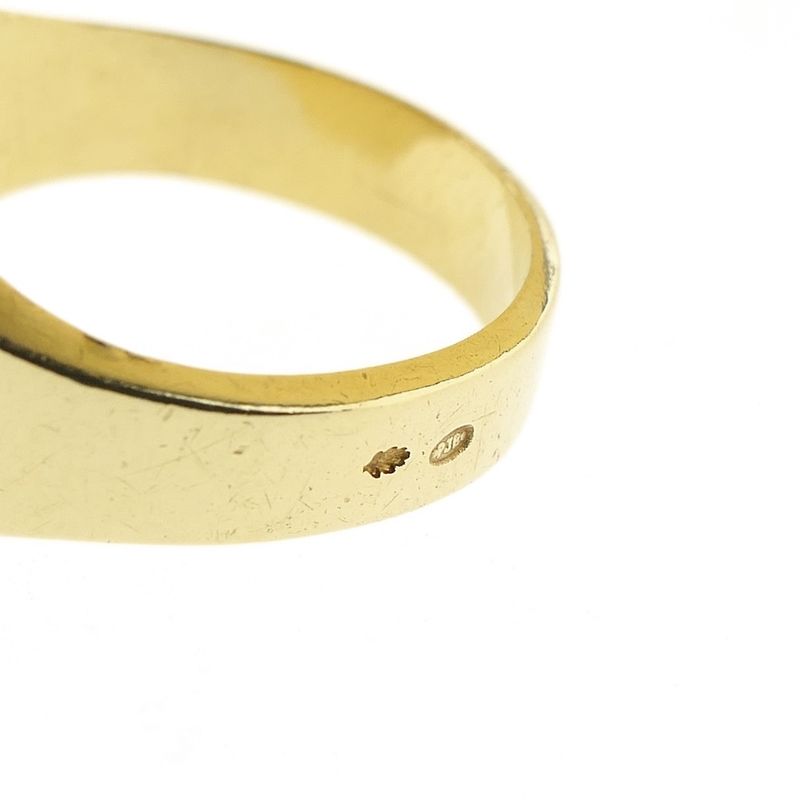 Image 6 of Gold men's signet ring with onyx