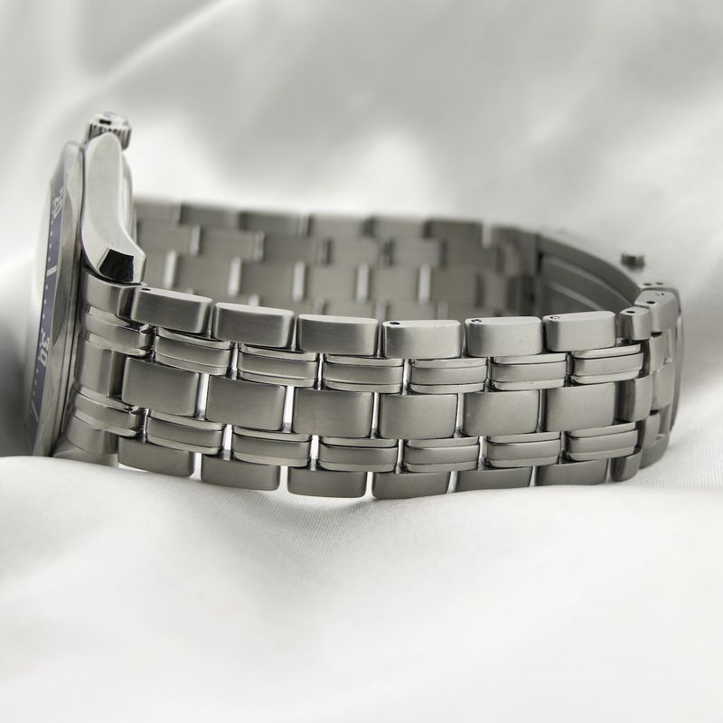 Image 11 of Omega Seamaster 300m 'James Bond' 2531.80.00; Automatic men's diving watch