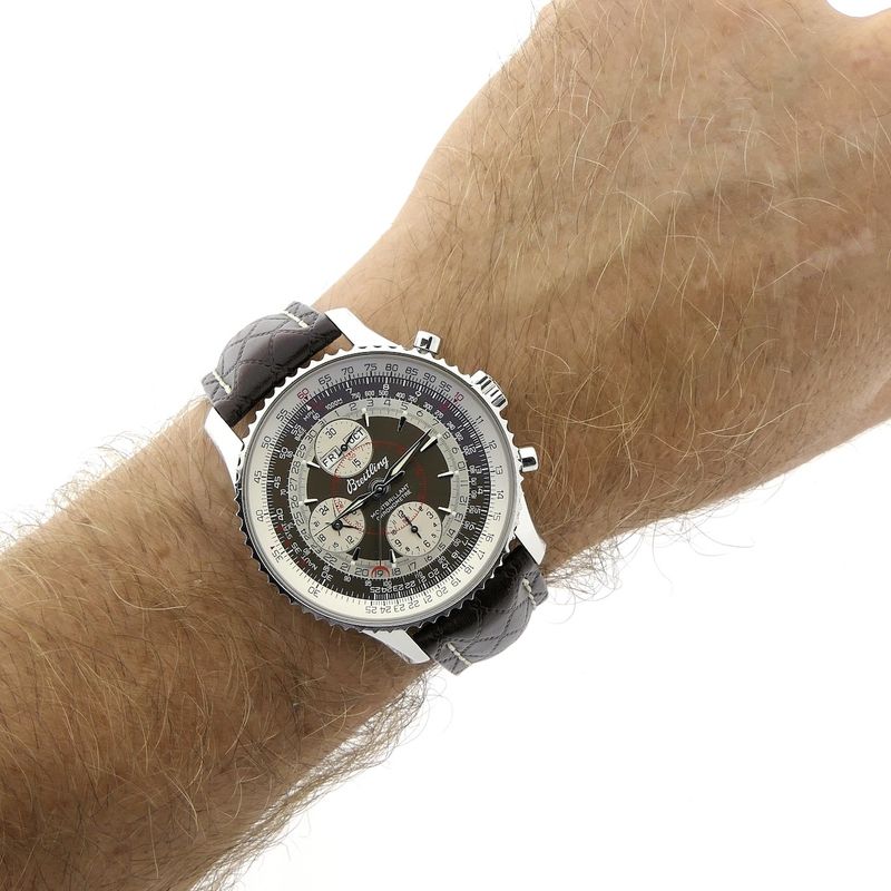 Image 10 of Breitling Navitimer Montbrillant Datora A21330; Chronograph men's watch