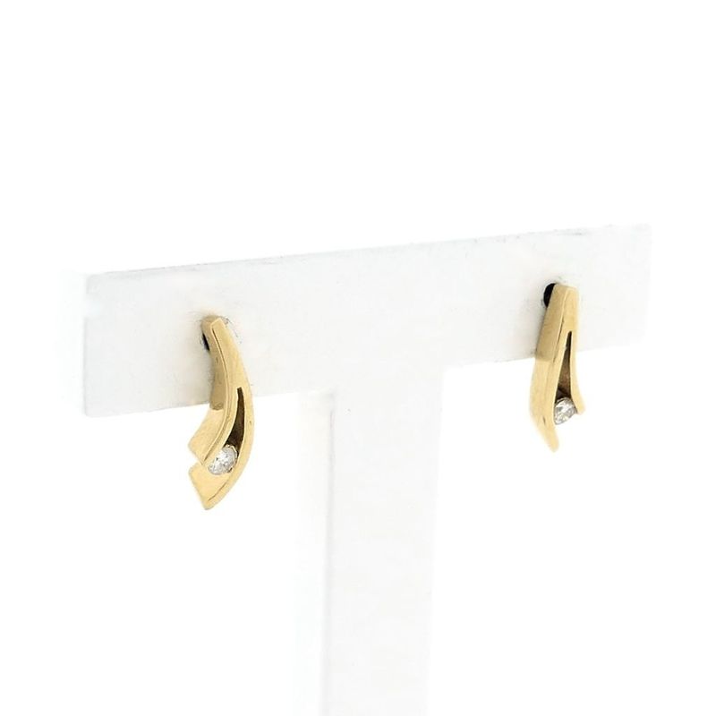 Image 3 of Gold stud earrings with diamond; 0.08 ct.