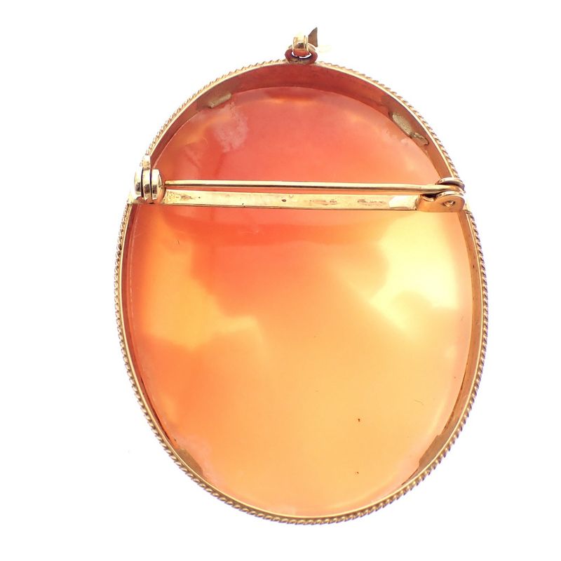 Image 6 of Antique gold brooch/pendant with cameo