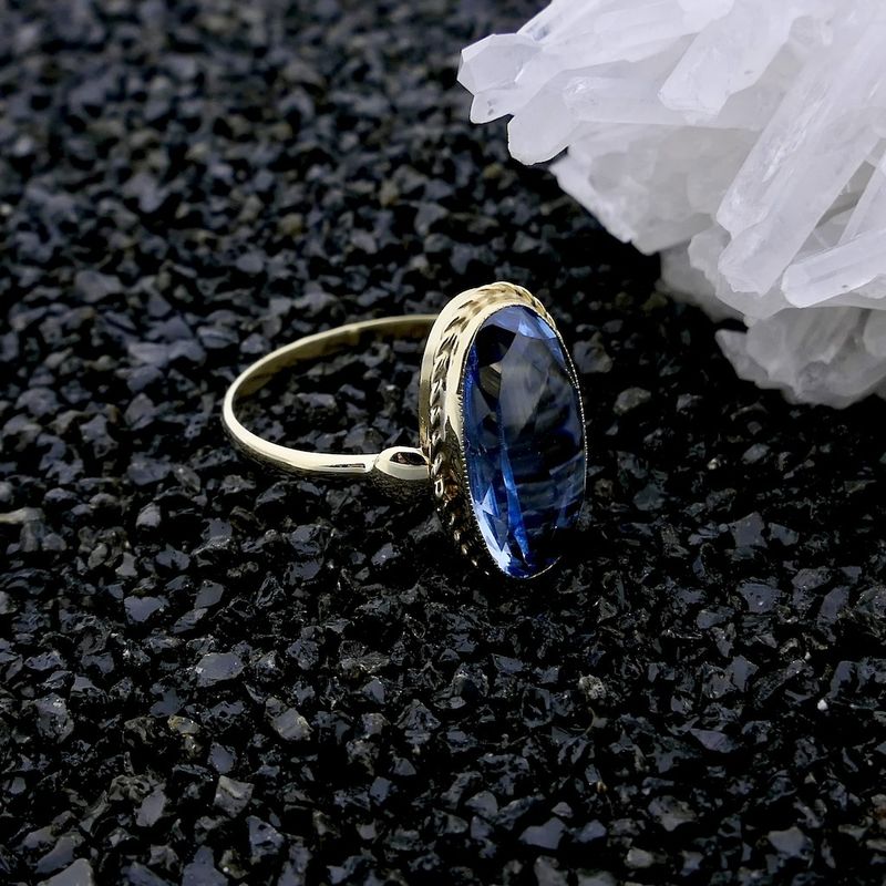 Image 2 of Antique gold ring with aquamarine