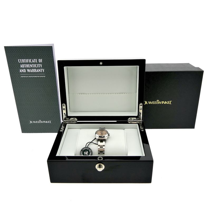 Image 4 of Rolex Oyster Perpetual 26mm 176200; Automatic women's watch