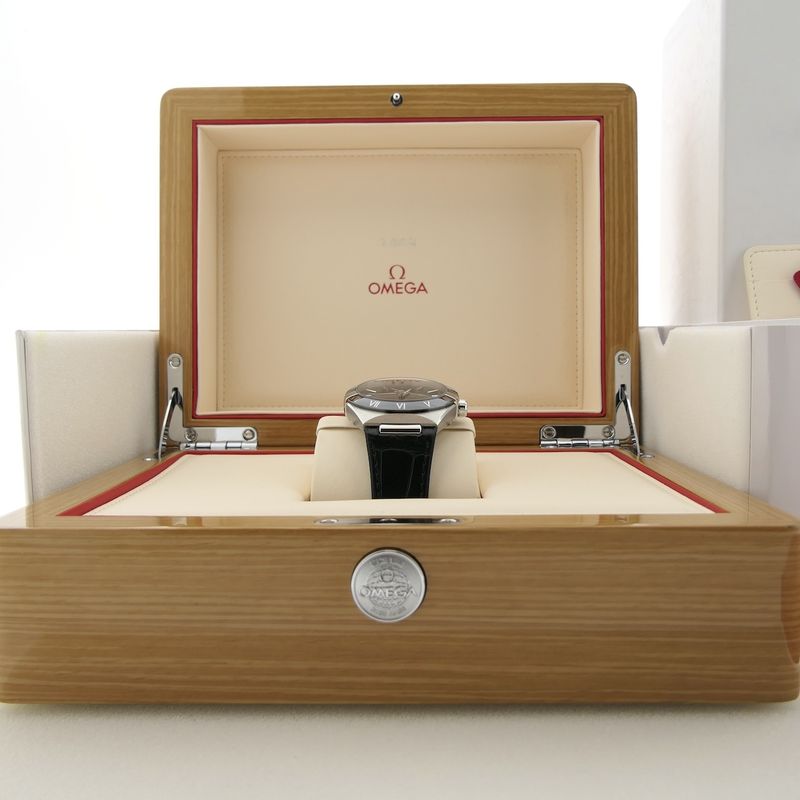 Image 7 of Omega Constellation Co-Axial Master Chronometer; Automatic men's watch