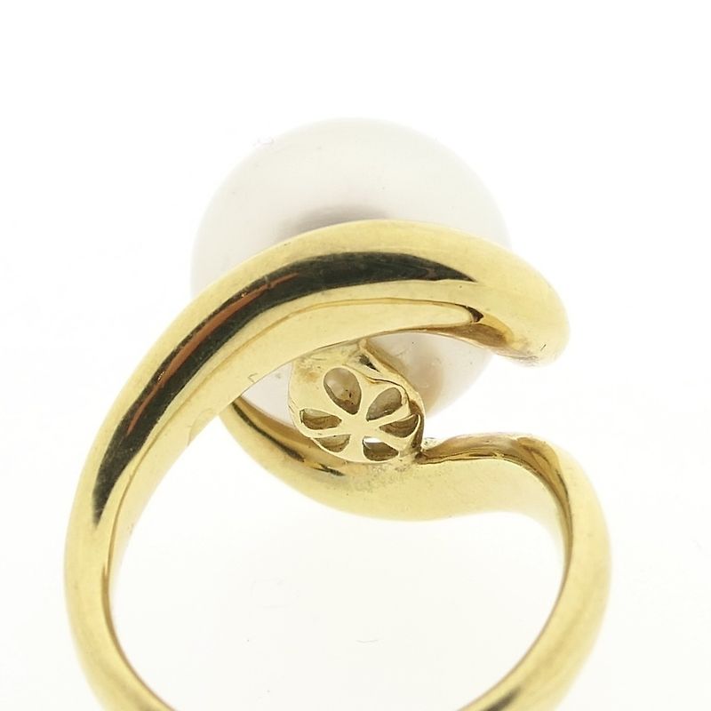 Image 7 of Gold ring with large cultured pearl