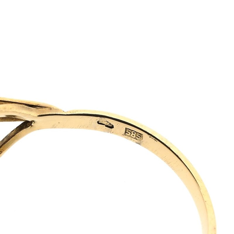 Image 8 of Gold ring with pearl