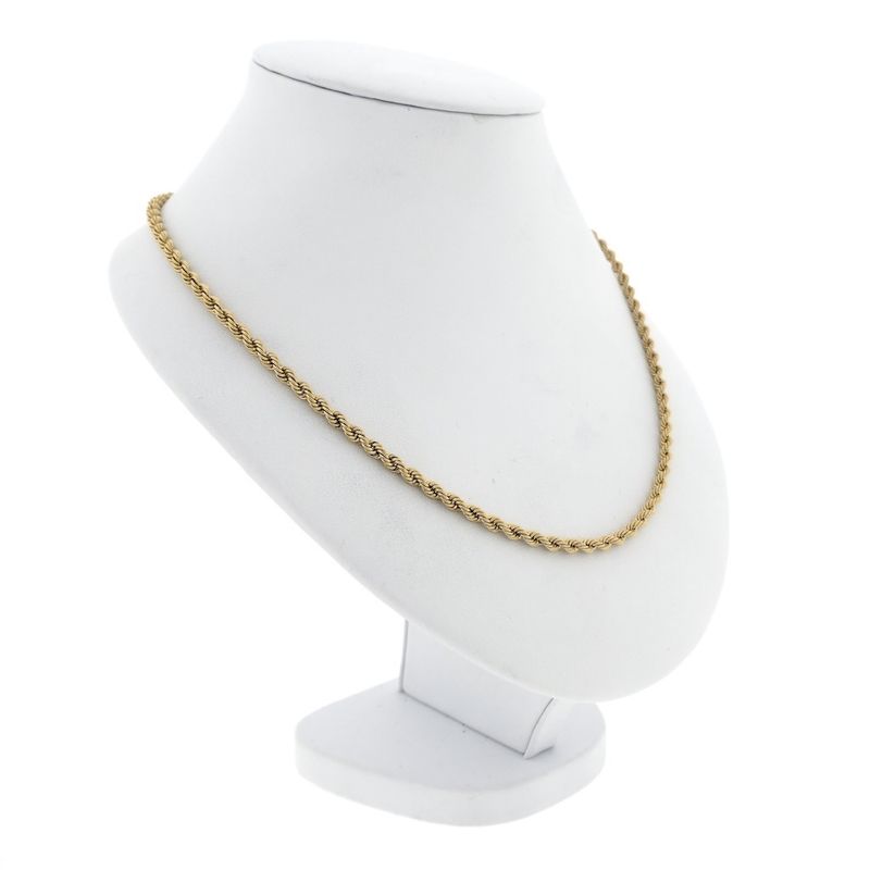 Image 2 of Gold twisted link chain