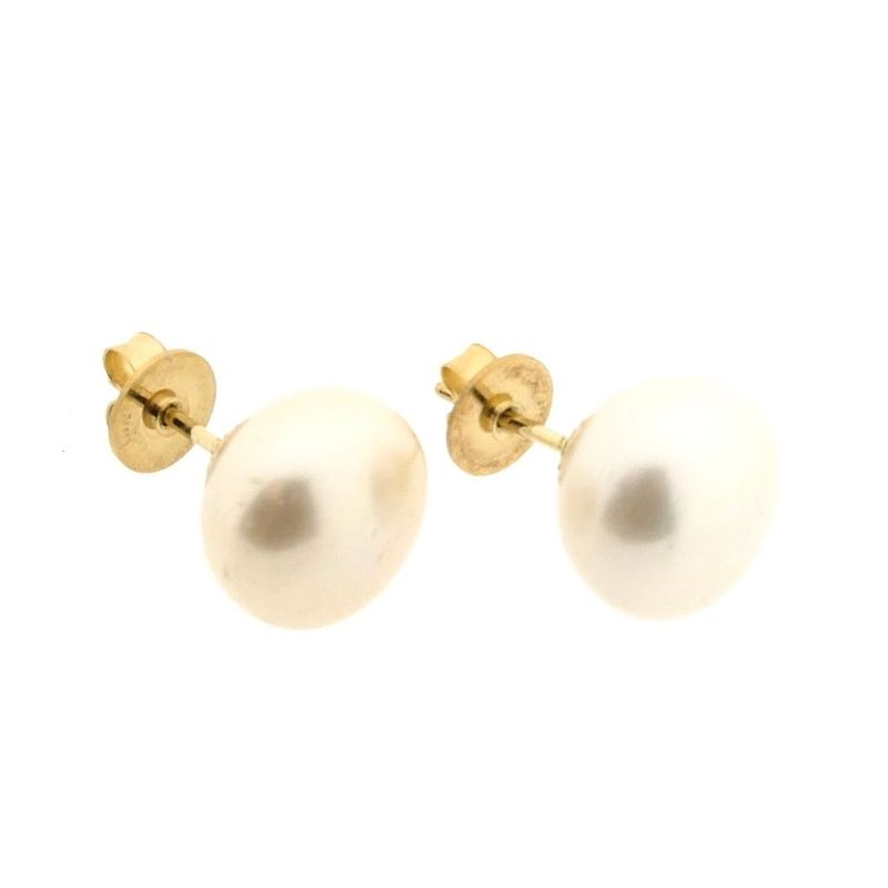 Image 4 of Gold stud earrings with pearl