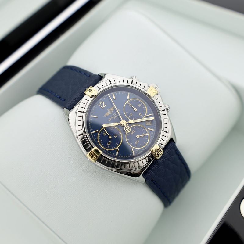 Image 16 of Breitling Windrider Sextant B55045; Chronograph watch