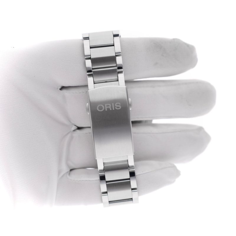 Image 15 of Oris Aquis Date 43.5mm Automatic Men's Watch