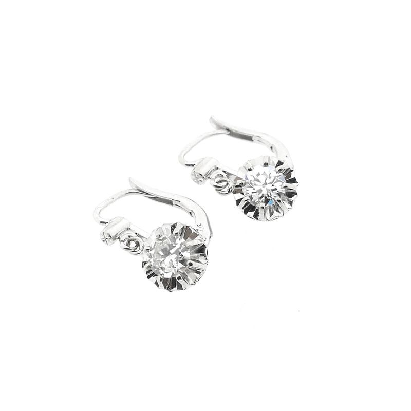 Image 7 of White gold earrings with diamond; 1.00 ct.