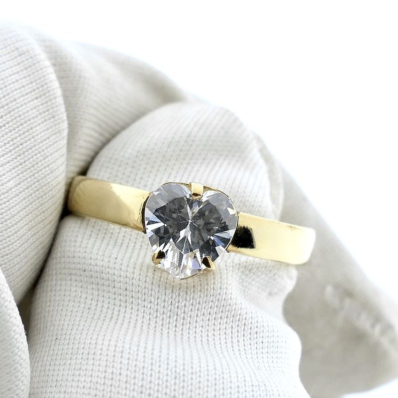 Image 6 of 9 carat solitaire ring with zirconia in heart shape